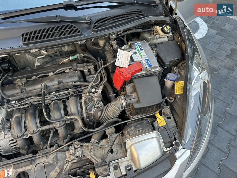 Хэтчбек Ford Fiesta 2011 в Киеве