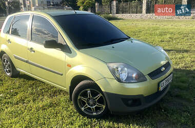 Хэтчбек Ford Fiesta 2005 в Харькове