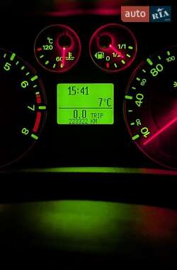 Хэтчбек Ford Fiesta 2007 в 