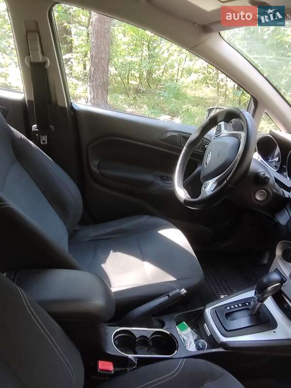 Седан Ford Fiesta 2017 в Полтаве