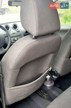 Хетчбек Ford Fiesta 2008 в 
