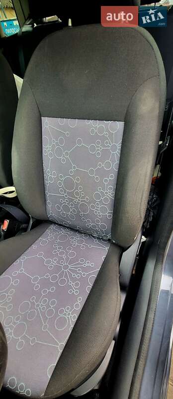 Хетчбек Ford Fiesta 2008 в Львові