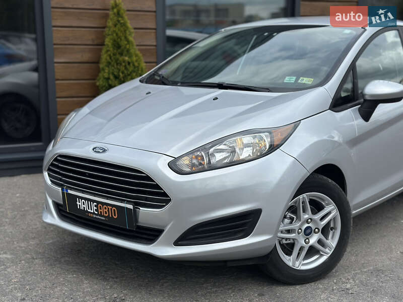 Седан Ford Fiesta 2019 в Шептицькому