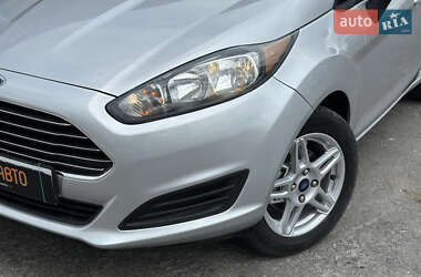 Седан Ford Fiesta 2019 в 