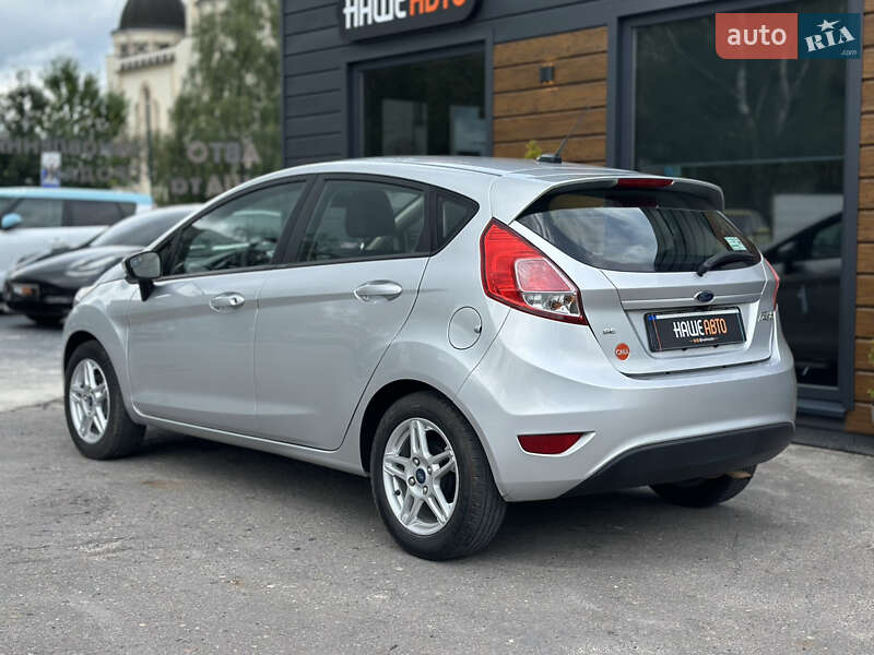 Седан Ford Fiesta 2019 в Шептицькому