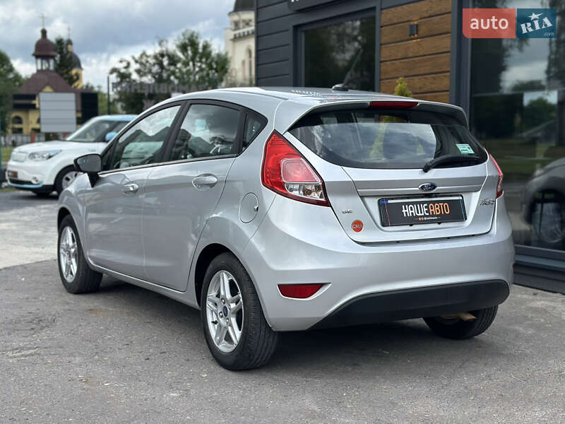 Седан Ford Fiesta 2019 в Шептицькому