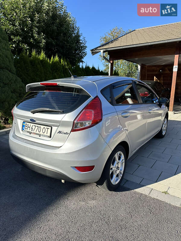 Хэтчбек Ford Fiesta 2013 в Николаеве