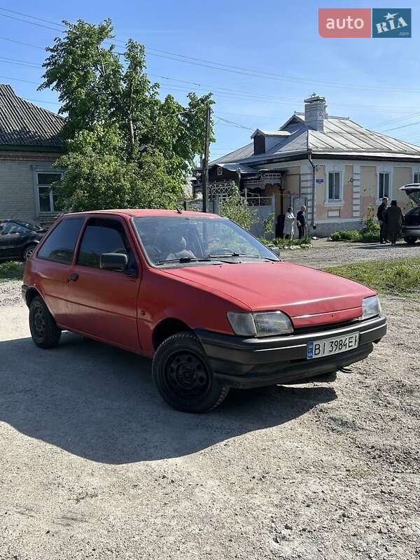 Хэтчбек Ford Fiesta 1990 в 