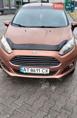 Хэтчбек Ford Fiesta 2013 в 