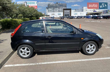 Хетчбек Ford Fiesta 2003 в 