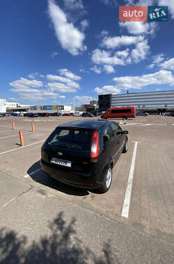 Хетчбек Ford Fiesta 2003 в 