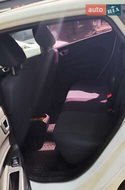 Хэтчбек Ford Fiesta 2013 в 