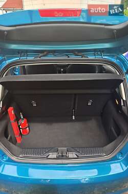 Хэтчбек Ford Fiesta 2018 в 