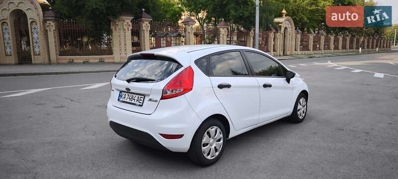 Хэтчбек Ford Fiesta 2012 в Харькове
