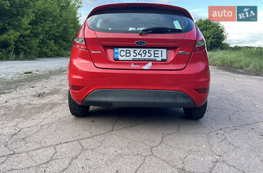 Хэтчбек Ford Fiesta 2010 в 