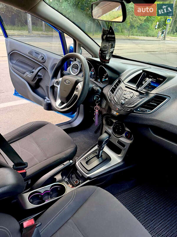 Хэтчбек Ford Fiesta 2018 в Киеве