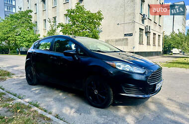 Хэтчбек Ford Fiesta 2014 в 
