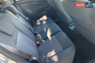 Хэтчбек Ford Fiesta 2010 в 