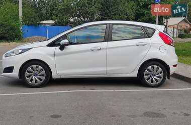 Хэтчбек Ford Fiesta 2013 в 
