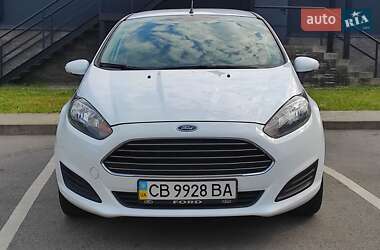 Хэтчбек Ford Fiesta 2013 в 