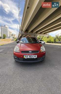 Хэтчбек Ford Fiesta 2008 в 