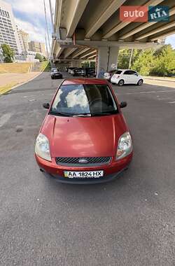 Хэтчбек Ford Fiesta 2008 в 