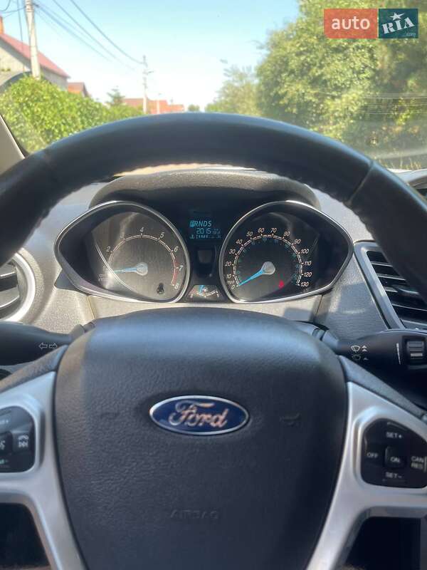 Седан Ford Fiesta 2014 в Одессе