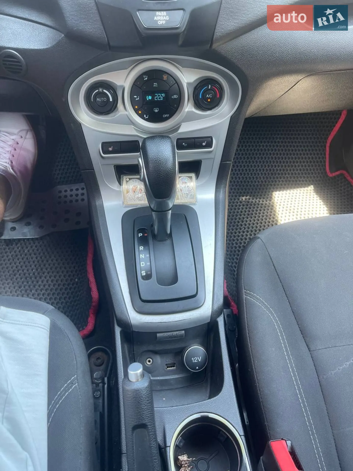 2014 Ford Fiesta - мініатюра 34