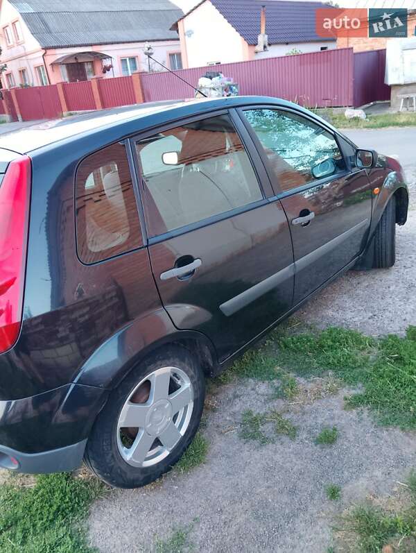 Седан Ford Fiesta 2008 в Виннице