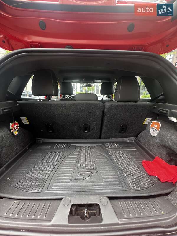 Хэтчбек Ford Fiesta 2016 в Киеве