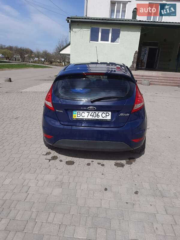 Хэтчбек Ford Fiesta 2012 в Самборе