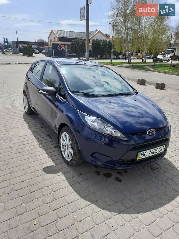 Хэтчбек Ford Fiesta 2012 в Самборе