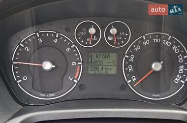 Хетчбек Ford Fiesta 2006 в 