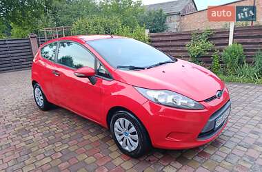 Хэтчбек Ford Fiesta 2010 в 