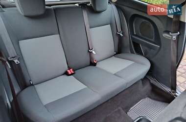 Хэтчбек Ford Fiesta 2010 в 