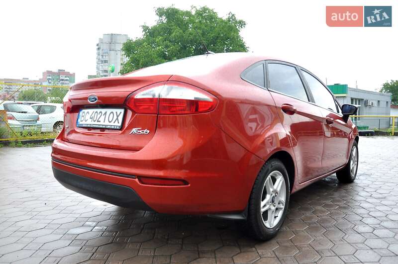 Седан Ford Fiesta 2018 в Львові