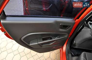 Седан Ford Fiesta 2018 в 