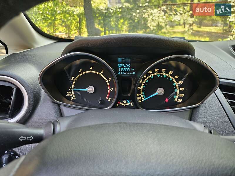 Седан Ford Fiesta 2016 в Запорожье