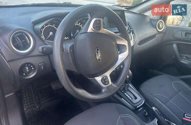 Хэтчбек Ford Fiesta 2019 в 