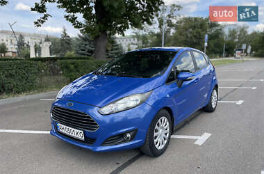 Хэтчбек Ford Fiesta 2013 в 