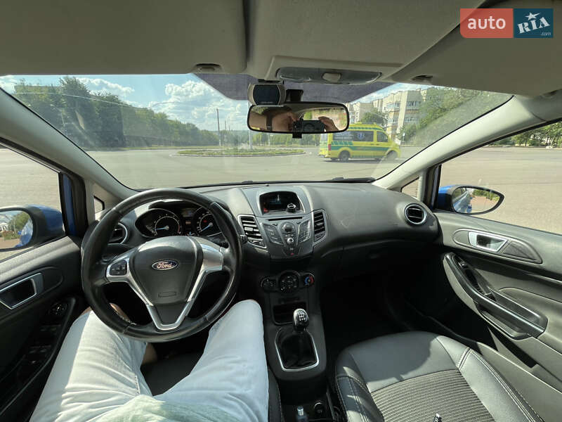 Хэтчбек Ford Fiesta 2013 в Днепре фото 25 Хэтчбек Ford Fiesta 2013 в Днепре