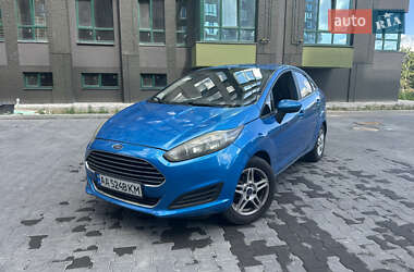 Седан Ford Fiesta 2017 в Києві