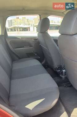 Хэтчбек Ford Fiesta 2007 в 