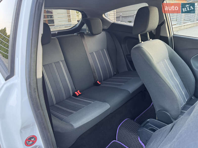 Хэтчбек Ford Fiesta 2009 в Новоселице фото 20 Хэтчбек Ford Fiesta 2009 в Новоселице
