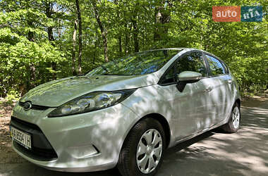Хэтчбек Ford Fiesta 2012 в Киеве