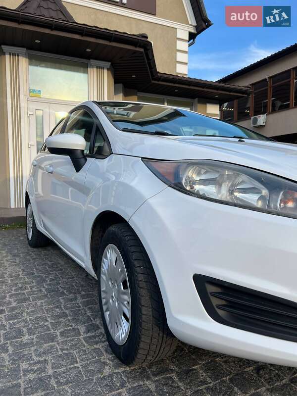 Седан Ford Fiesta 2019 в Ахтырке