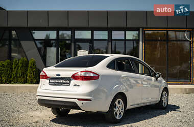 Седан Ford Fiesta 2014 в 