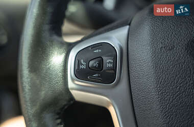 Седан Ford Fiesta 2014 в 