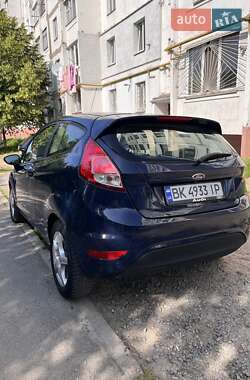 Хэтчбек Ford Fiesta 2014 в 