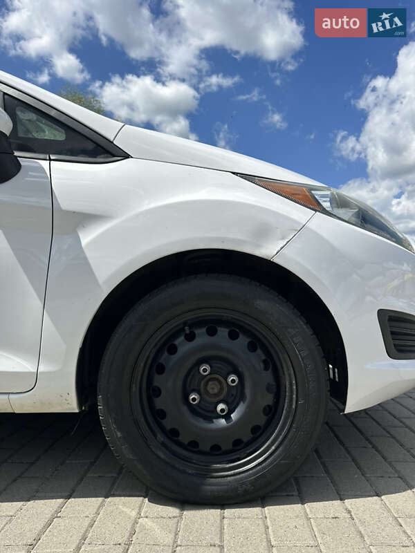 Седан Ford Fiesta 2016 в Шептицькому фото 19 Седан Ford Fiesta 2016 в Шептицькому